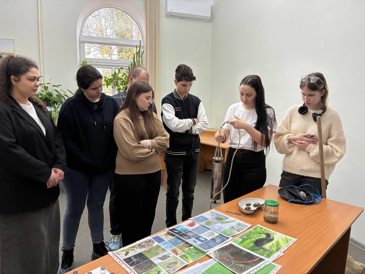  5258194934714535276 121